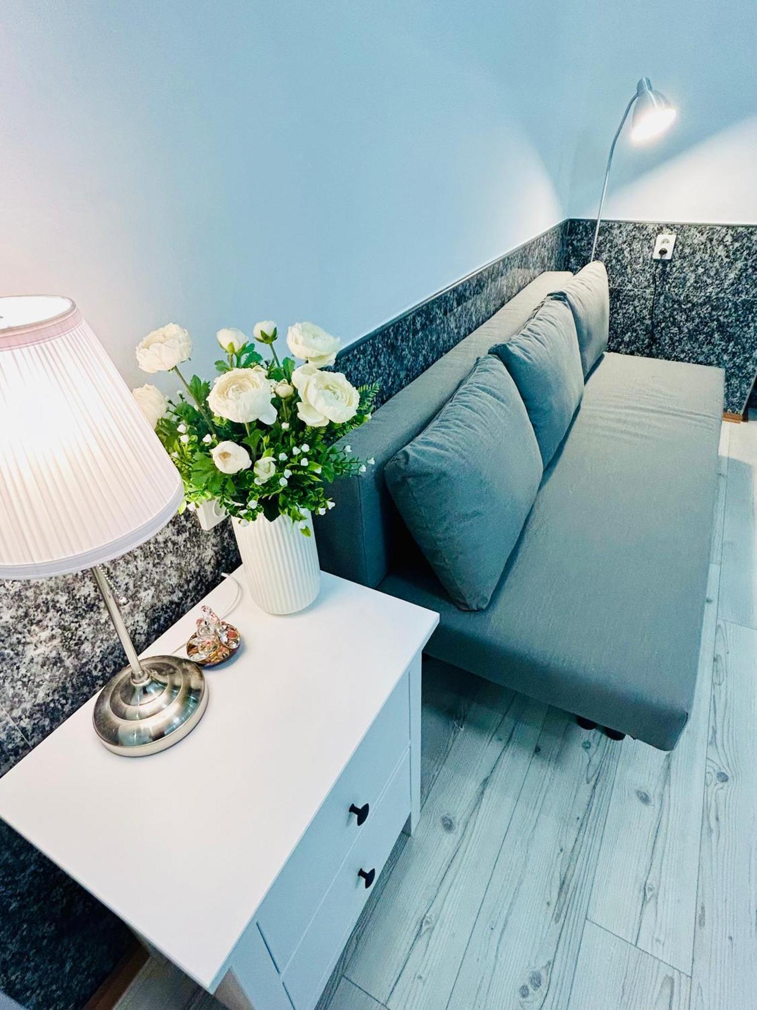 Modern Spacious Apartment In Center Πράγα Εξωτερικό φωτογραφία